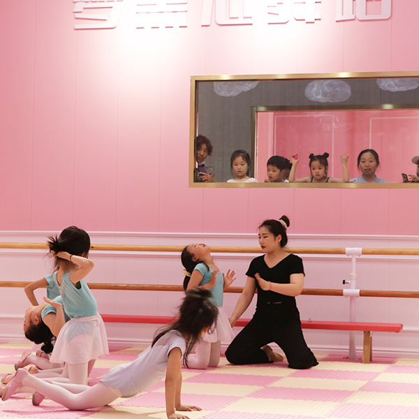 幼儿中国舞